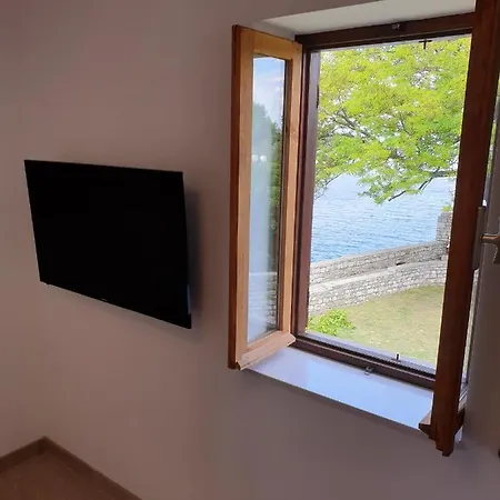 Stella Apsyrtides Osor