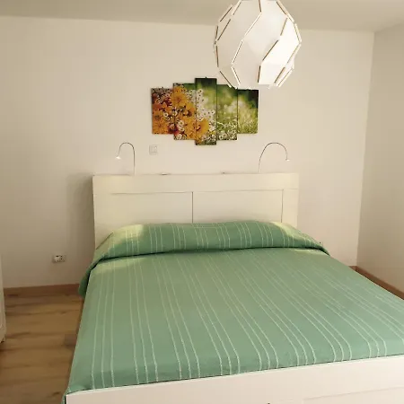 Stella Apsyrtides Osor