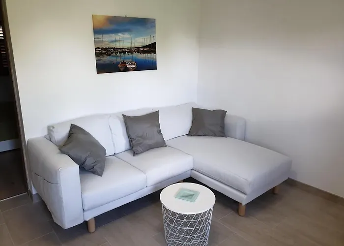 アパート Stella Apsyrtides *